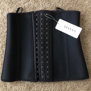 Waist Trainer / Corset